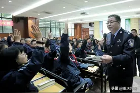 身边榜样 | “打拐民警”樊劲松：为被拐孩子找到回家之路图片