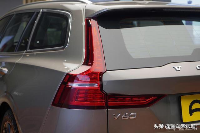或为最美旅行车？实拍全新沃尔沃V60，33.99万元起售