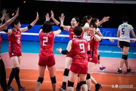 日本女排上演经典翻盘！3比2逆转多米尼加，塞尔维亚遭零封图片