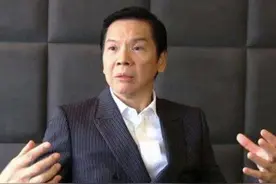 1996年，在北京“狂扇”大佬向华强的地头蛇，后来离京死因不明图片