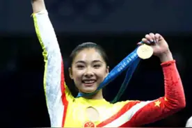 曾是体操奥运冠军，退役后转行拍戏，李易峰还是她婚礼的伴郎图片