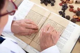 药王孙思邈名方：独活寄生汤，既补肝肾气血，又除骨间湿气图片