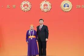 听总书记讲党史故事丨三千孤儿入内蒙图片