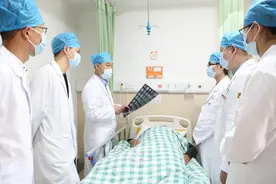惊险！脑出血他昏迷不醒险成植物人图片