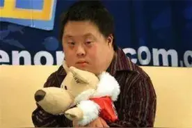 还记得“唐氏儿天才”舟舟吗？热度褪去后，他的现状如何？图片