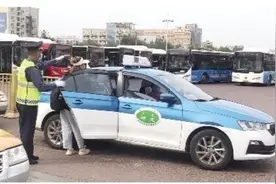 包头集中整治出租车，为来自远方的朋友递上一张文明“名片”图片