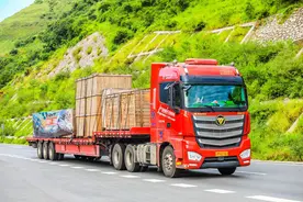 老铁！来看欧曼自动挡重卡的省钱细账图片