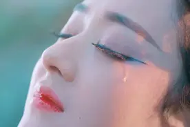 一位农村妇女写的诗词：贫穷是生活的底色，凄凉悲惨，读来伤感图片