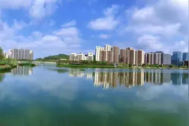 因为我们忙着赶路，所以总是错过沿途的风景。美丽风景就在眼前图片