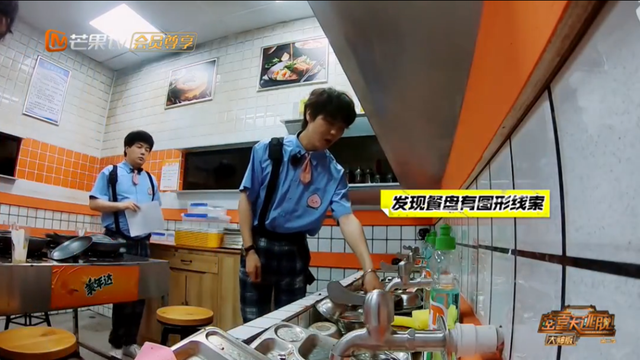 都是密室悬疑综艺，一部7.6一部9.1，锅不该全由玩家来背