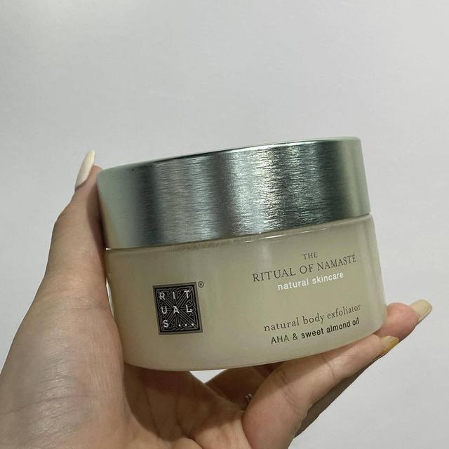 鸡皮肤是显性遗传吗