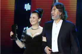 李湘“壕横史”图片