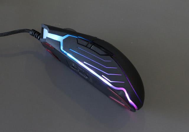 200万圈光轮！伪游戏发烧友、办公用户用啥鼠标？血手幽灵P9