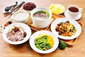 坐月子的时候需要忌口吗？有四类食物不能常吃，影响后期恢复图片