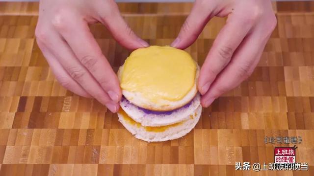 小朋友都爱惨了它！在家自制简易蛋糕，香软美味成本低