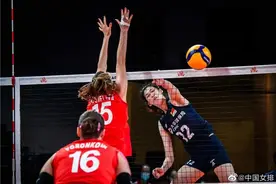 赢了！5连胜！中国女排3-0战胜俄罗斯女排图片