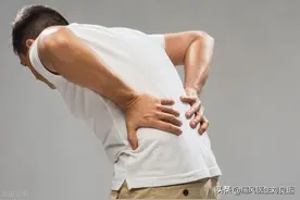 痛风不仅伤关节还能伤肾，医生告诉您：治疗痛风肾关键在降尿酸图片