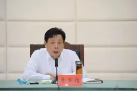 3天前还参会的副市长、公安局长，主动投案图片