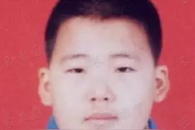 郭麒麟小学证件照罕见曝光，面相憨态可掬，果然是郭德纲亲儿子图片