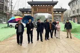 省住建厅一级巡视员李锦生到河东风情步行街调研指导图片