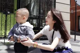 网红卓仕琳承认离婚！否认抛弃儿子，孩子在美国读书，被质疑说谎图片