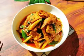 每次去川菜馆，家常豆腐我必点，学会了在家做，酥软入味喷喷香啊图片