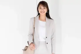 职业西装太沉闷古板？那是你不会穿，这么穿优雅又温柔图片