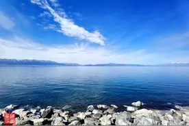 仲夏南疆行（13） ▏西域净海赛里木 亿年奇观独山子图片