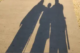 登西山鬼笑石，月夜登峰赏北平图片