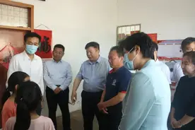 学党史、践初心 市妇联开展“六一”关爱留守、困境特殊儿童系列活动图片