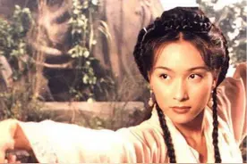 “最美亚姐”杨恭如情史，和她身后的3个富豪图片