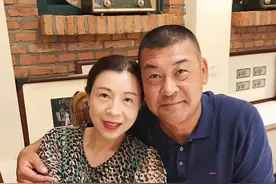 著名演员侯传杲：患过癌，妻子出过车祸，患难夫妻相爱一生图片