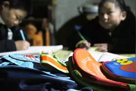 10岁男孩欲捐皮肤救烧伤妹妹：女孩爱美要穿裙子，身上不能留疤