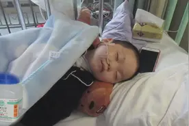 当孩子误食502胶水后，妈妈的做法连医生都点赞：是个明白人图片