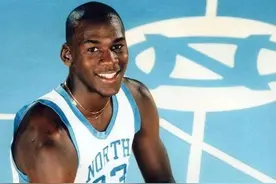 深度分析，乔丹大学场均只有17.7分，为何到了NBA就突然厉害了？图片