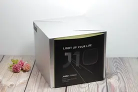 家用办公兼得---坚果J10智能投影仪图片