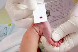 为什么新生儿都要采足跟血？2种潜在疾病不得不防，别省这个钱图片
