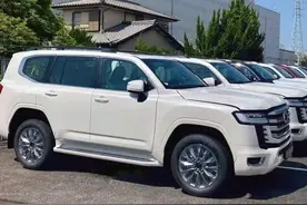 新款陆巡放弃自吸，搭载3.5T增压，动力超越57，老司机应对新方法图片