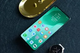 华为再次妥协，华为nova7SE跌至新低价，你还买什么iPhoneSE2？图片