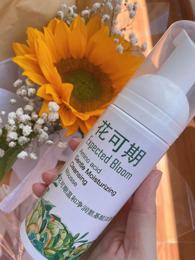 秋冬热门洗面奶推荐：有效提亮肤色细腻毛孔，令暗沉肤色透亮白净