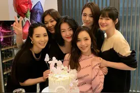 搞小团体？侯佩岑生日直呼很幸福，却只晒三人姐妹照无大小S身影图片