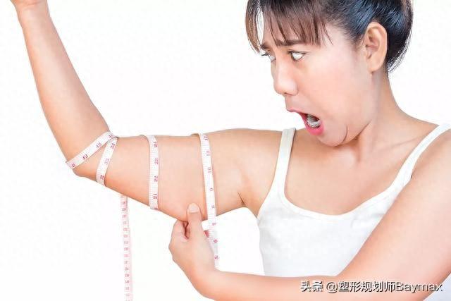 蝴蝶袖,拜拜肉怎么办?6个动作轻松搞定,简单实用,快速见效