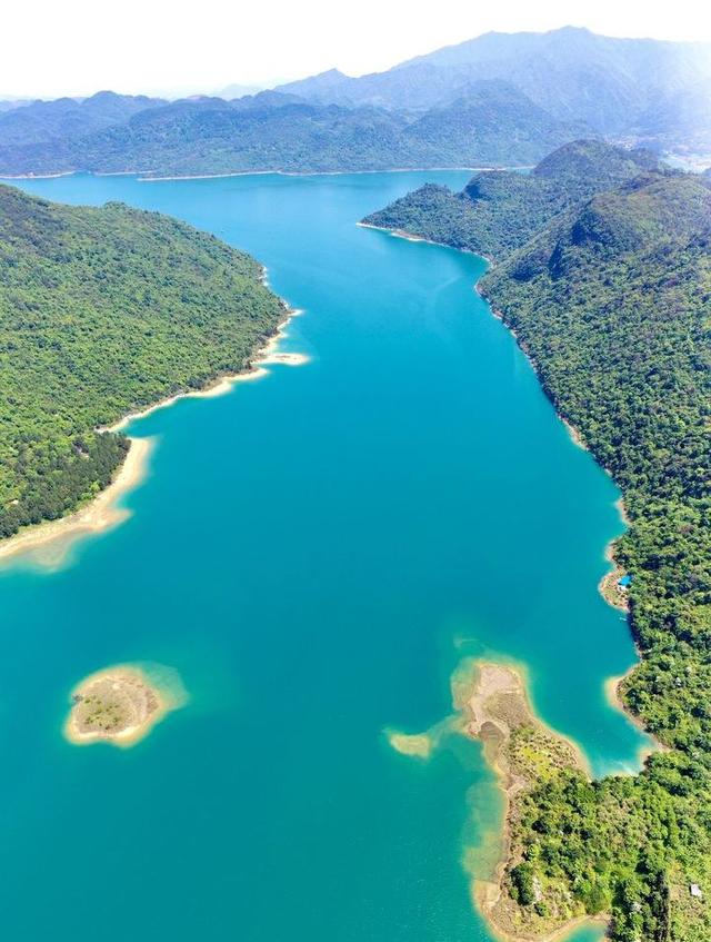 只有10%广东人才知道的粤北“云海天池红叶”，让人一眼沦陷