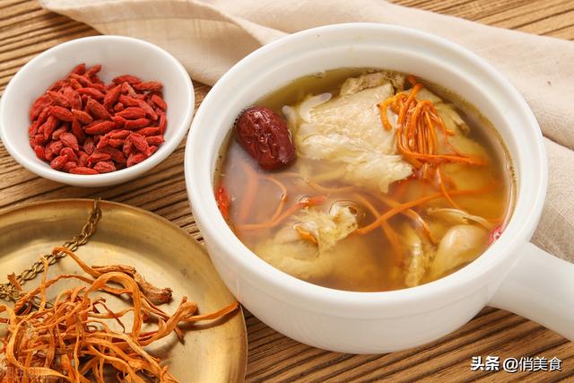 关于虫草花炖鸡汤的禁忌（这种汤别给孩子喝）