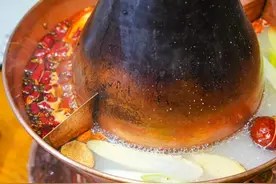 正宗老济南铜锅涮肉！鲜嫩牛羊肉配上灵魂麻酱，口口留香图片