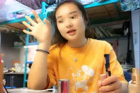 女大学生收到1800元生活费，却嫌弃不够，反而列出清单催父母加钱图片
