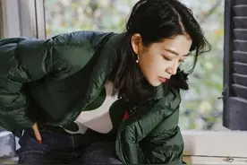 别执着于大地色了！试试三木和女星都超爱的橄榄色，高级还不挑人图片