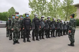 兵哥哥的“豪横”瞬间！图片