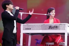 玖月奇迹官宣离婚！两人相伴16年无子，女方身边搭档早已换人图片