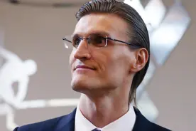 NBA退役后变化最大的球星！基里连科成男神，毕比麒麟臂惊人图片